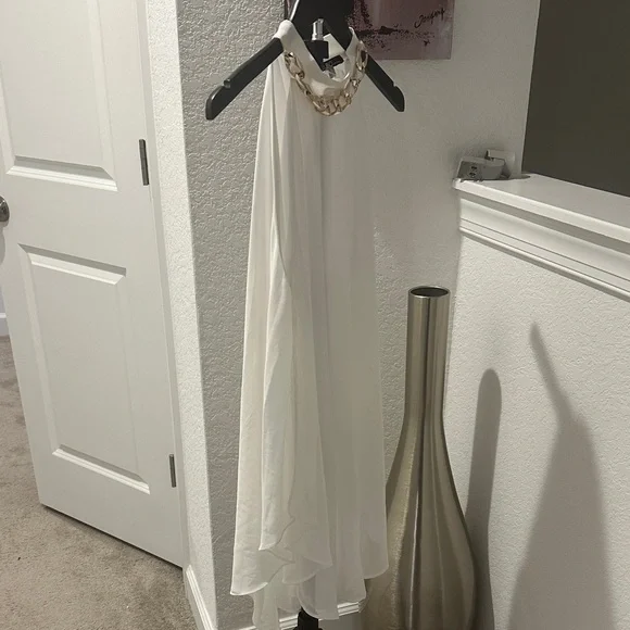 cleo White Halter Chain-Neck Flowing Chiffon Top - Picture 5 of 6